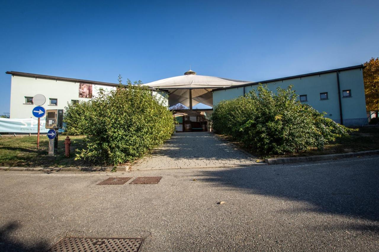 Albavillage Hotel Wellness & Camping Buitenkant foto